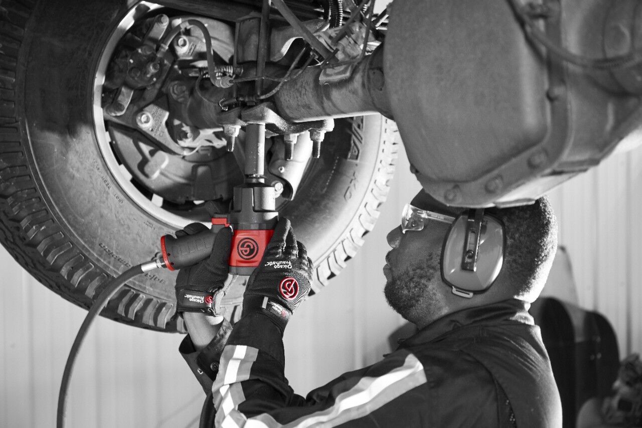 Avvitatore a impulsi Chicago Pneumatic G 1/2 CP7748 con anello ER-GO!