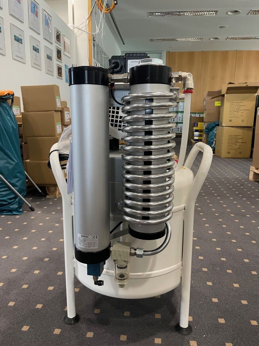 CLEANAIR compressore oil-free CLR 15/50 T 1.5HP 50L (230V)