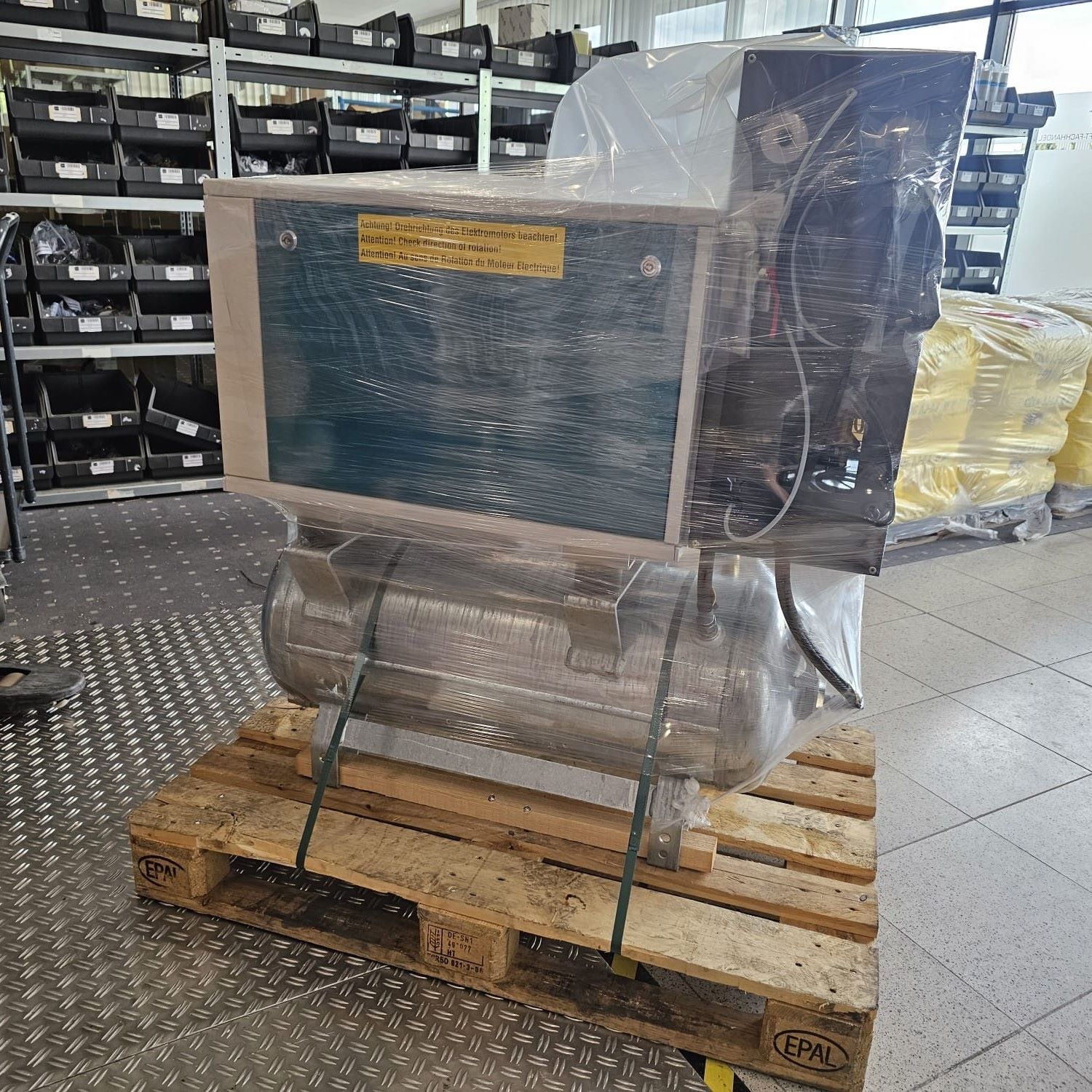 RENNER-Compressore RSDK-B 4,0 con serbatoio ed essiccatore da 90 l. Serbatoio ed essiccatore | compressore a vite