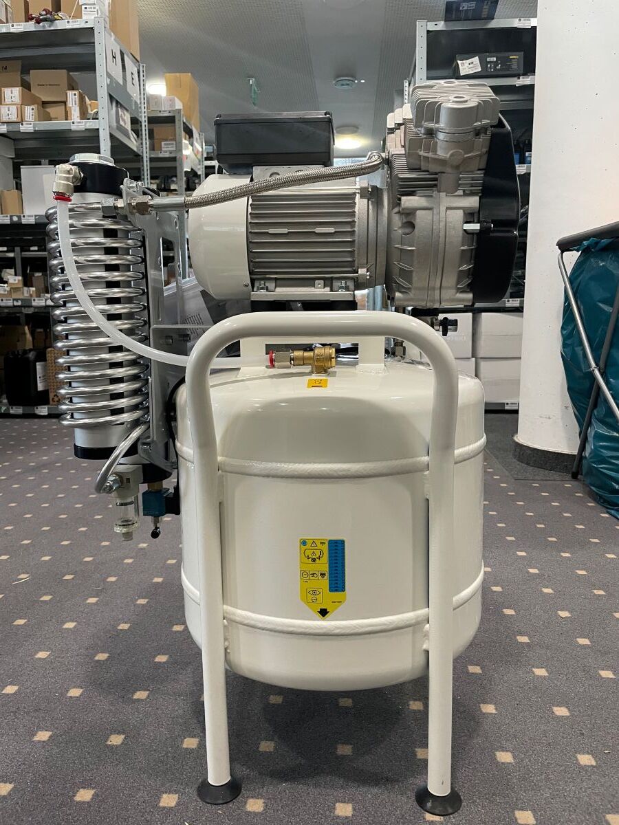 CLEANAIR compressore oil-free CLR 15/50 T 1.5HP 50L (230V)