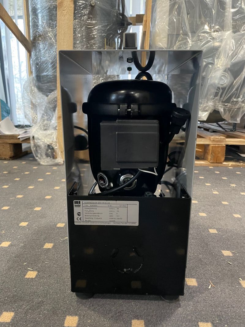 Compressore Schneider SEM 30-8-4 W DGKA333005