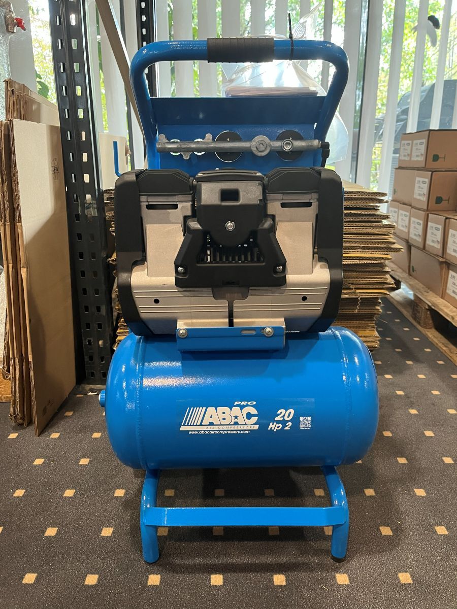 ABAC HOCKENHEIM OS20P compressore silenzioso 2HP 20L (230V) ABAC HOCKENHEIM OS20P compressore silenzioso 2HP 20L (230V)