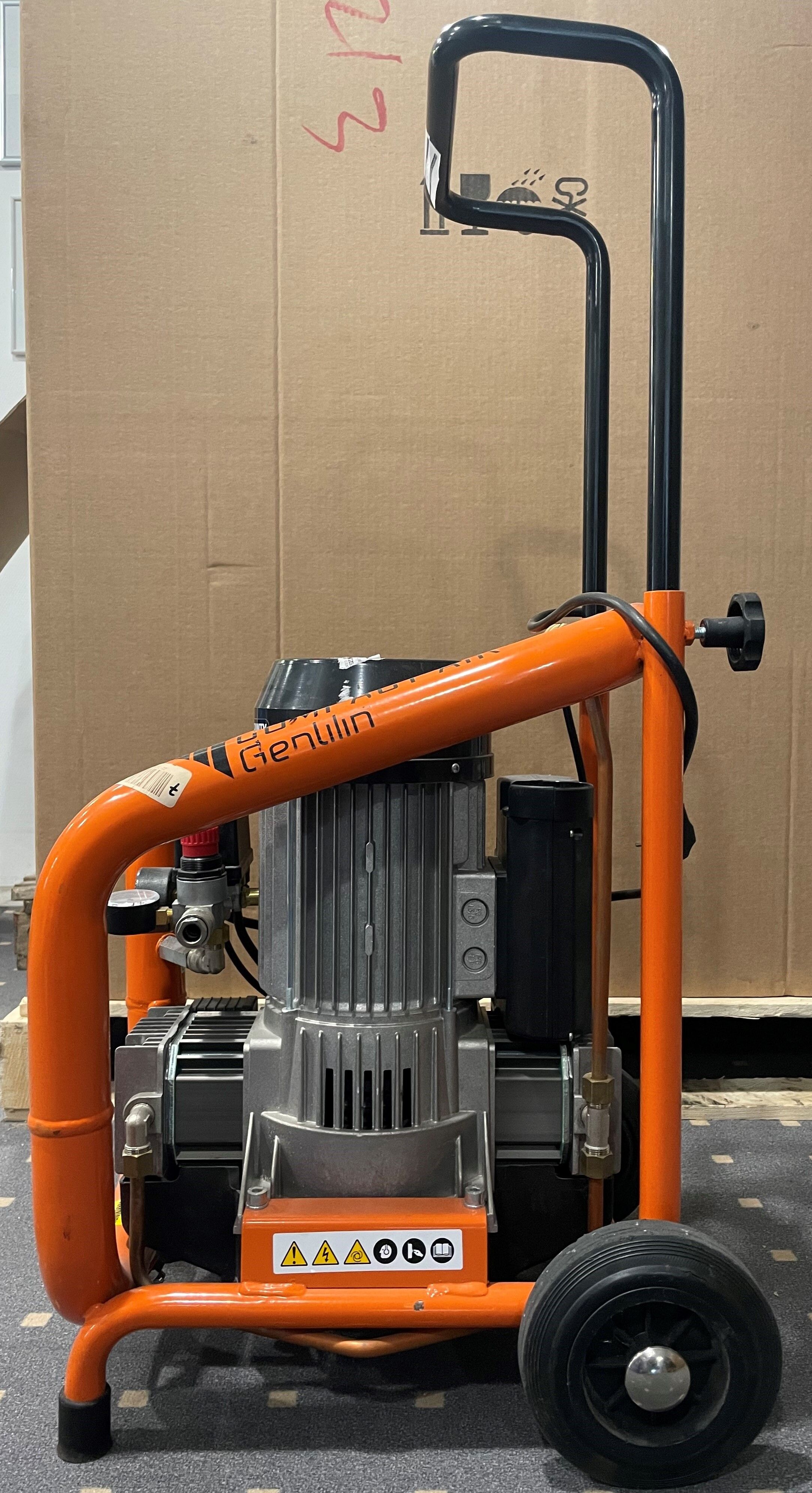 GEBRAUCHT Gentilin ölfreier Kompressor C330/03 · 200 l/min · 10 bar · 2,2 kW · ölfreier Kolbenkompressor · Bj. 2023, ca. 1 Bh