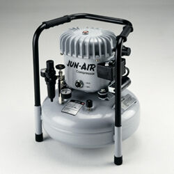 Compressore JUN-AIR silenzioso e silenzioso 6-15 lubrificato ad olio con riduttore di pressione JUNAIR