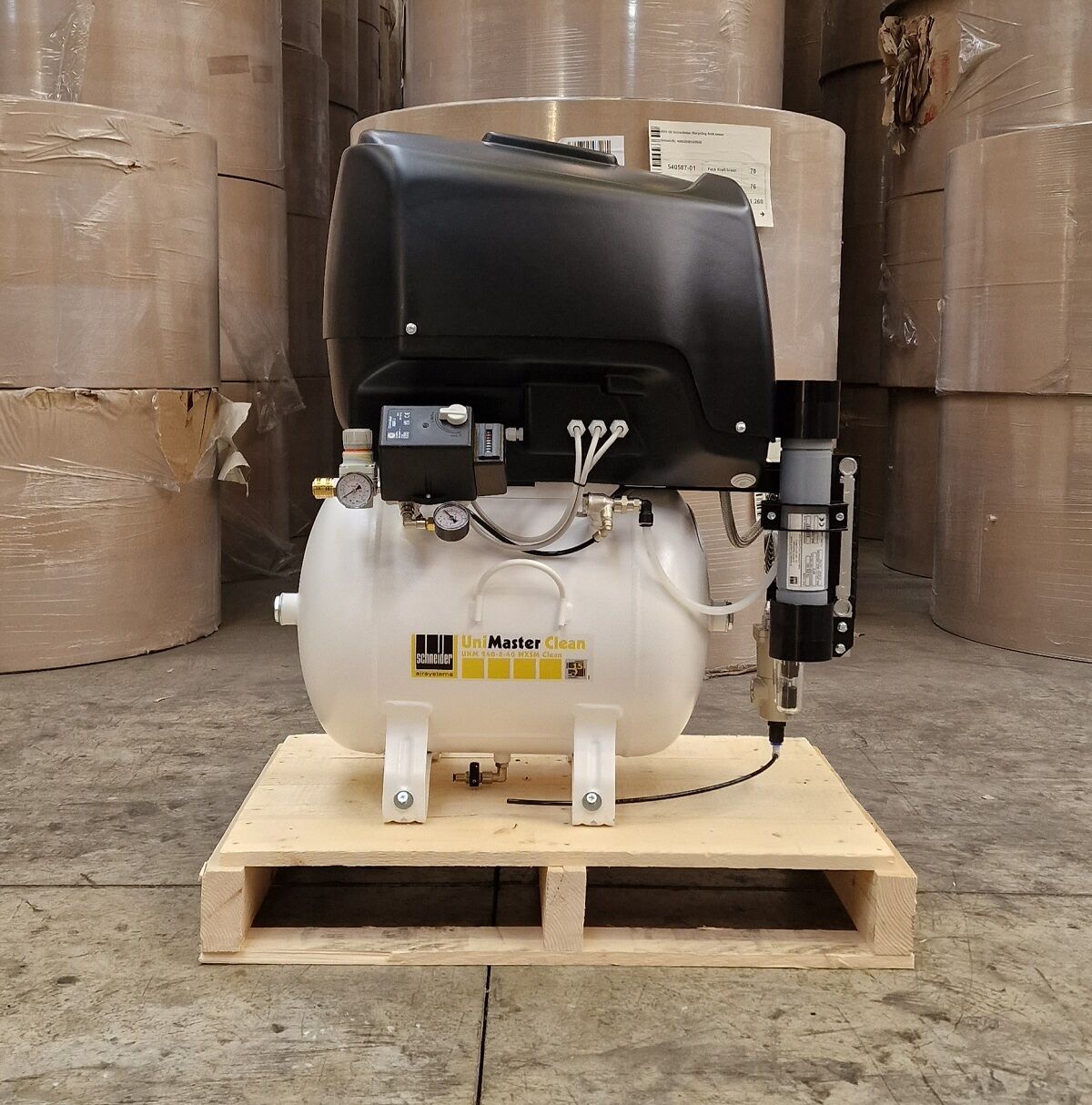 ARTICOLO DA ESPOSIZIONE Schneider UNM 240-8-40 WXSM Clean - 152 l/min - 8 bar - 1,5 kW - compressore senza olio - DGKH332110