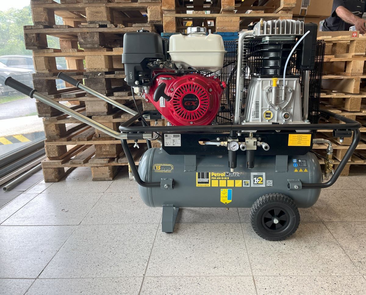 Compressore Schneider PEM 650-15-50 B benzina