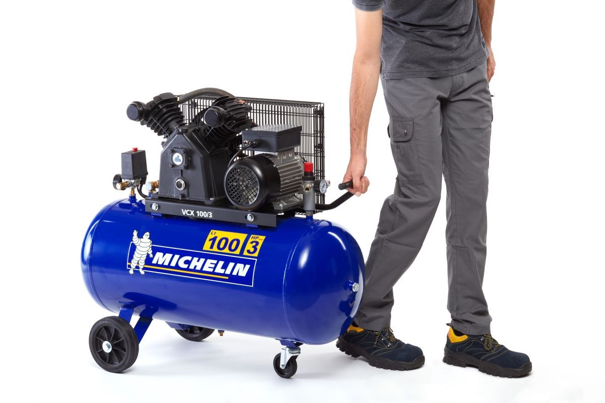 Compressori Michelin VCX 100/3 MC RID.3/8  3HP 100L (230V)